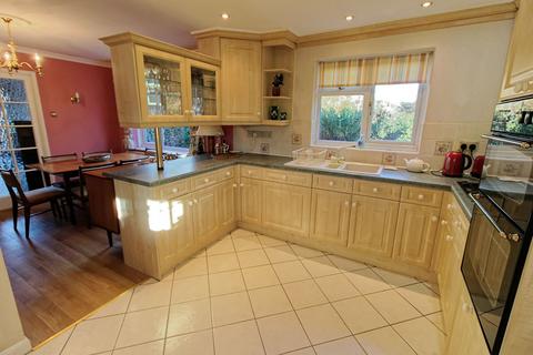 3 bedroom detached bungalow for sale, Glebe Close, Glenfield, Leicester