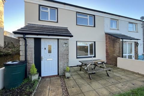 3 bedroom end of terrace house to rent, Trecarne, Falmouth TR11
