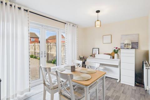 3 bedroom semi-detached house for sale, Celandine Close, Birmingham B37