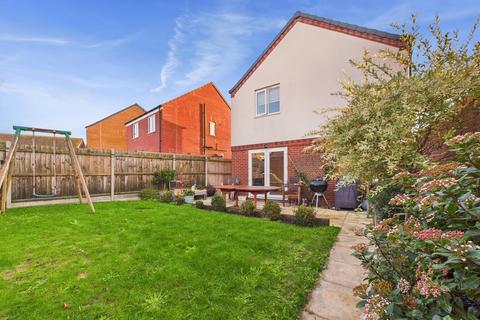 undefined, Howes Road, Bradwell