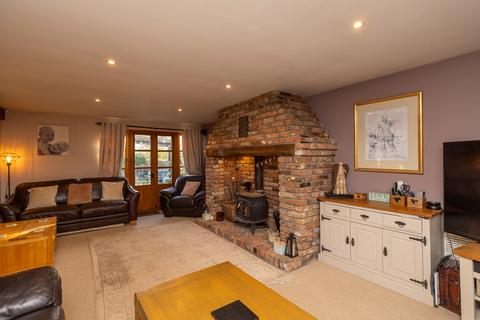 undefined, Main Street, Whitgift, DN14 8HL