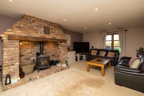undefined, Main Street, Whitgift, DN14 8HL