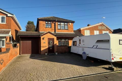 3 bedroom detached house for sale, Heath Street, Hednesford