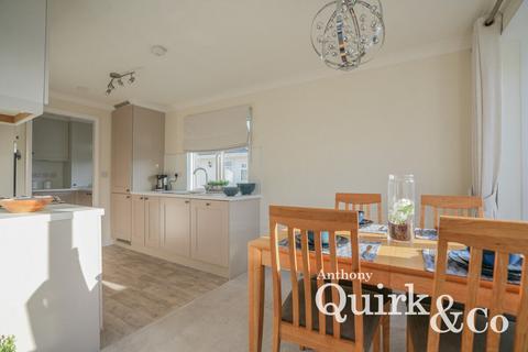 2 bedroom park home for sale, Pearl Drive, Canvey Island, SS8