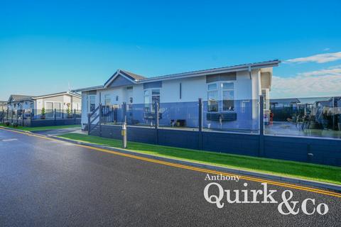2 bedroom park home for sale, Pearl Drive, Canvey Island, SS8