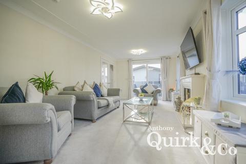 undefined, Pearl Drive, Canvey Island, SS8
