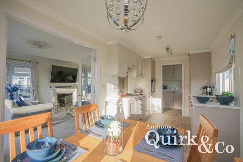 undefined, Pearl Drive, Canvey Island, SS8