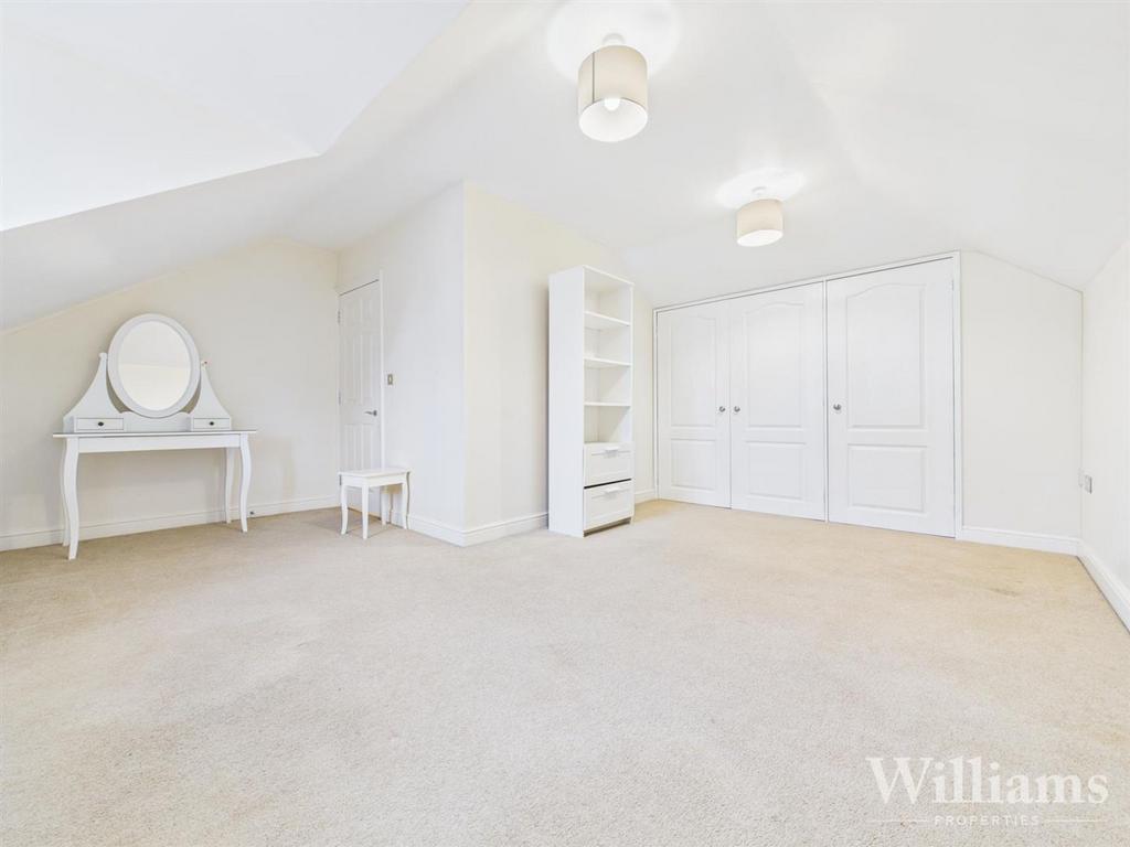 CAM02861 G0-PR0526-STILL001.jpg