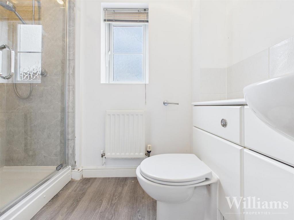 CAM02861 G0-PR0526-STILL009.jpg