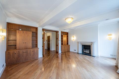 3 bedroom flat to rent, Lowndes Square, London SW1X