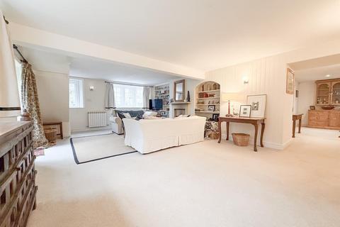 3 bedroom semi-detached house to rent, Colesbourne, Cheltenham GL53 9NP