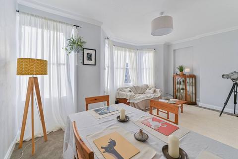 2 bedroom flat to rent, Gleneagle Road, Streatham, London, SW16
