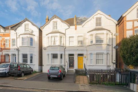 2 bedroom flat to rent, Gleneagle Road, Streatham, London, SW16