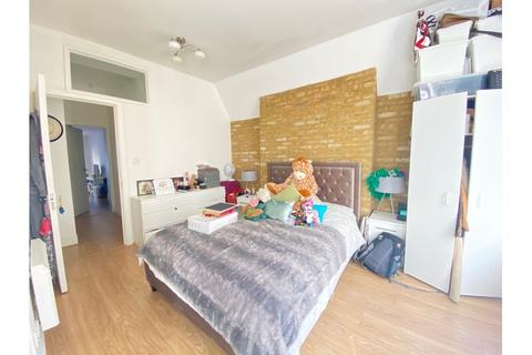 1 bedroom flat to rent, Earls Court Road, Earls Court SW5