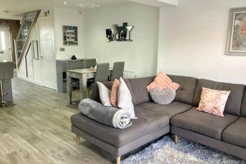 3 bedroom semi-detached house for sale, Halesworth Drive, Sunderland, Tyne and Wear, SR4