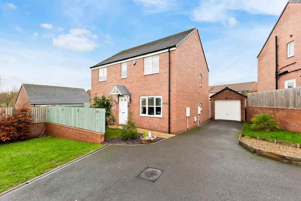 4 Bedroom Detached for Sale