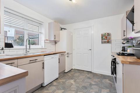 undefined, Sutton View, Wakefield, WF2