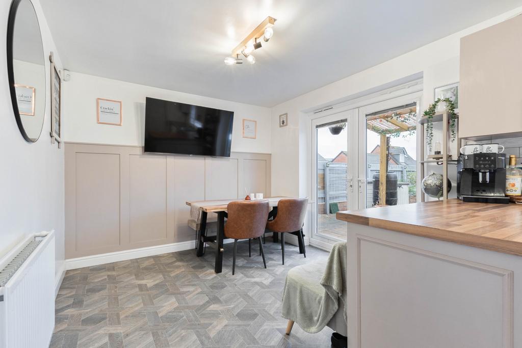 Kitchen/Dining Room