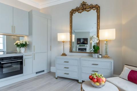 undefined, West Halkin Street, Belgravia