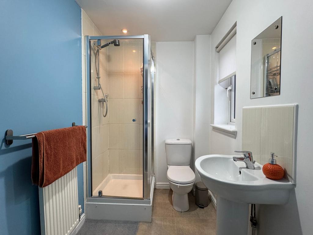 Master En-Suite