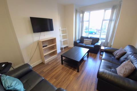 5 bedroom terraced house for sale, Stanmore Road, Leeds
