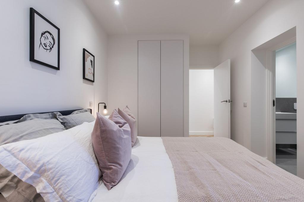 Bedroom (example)