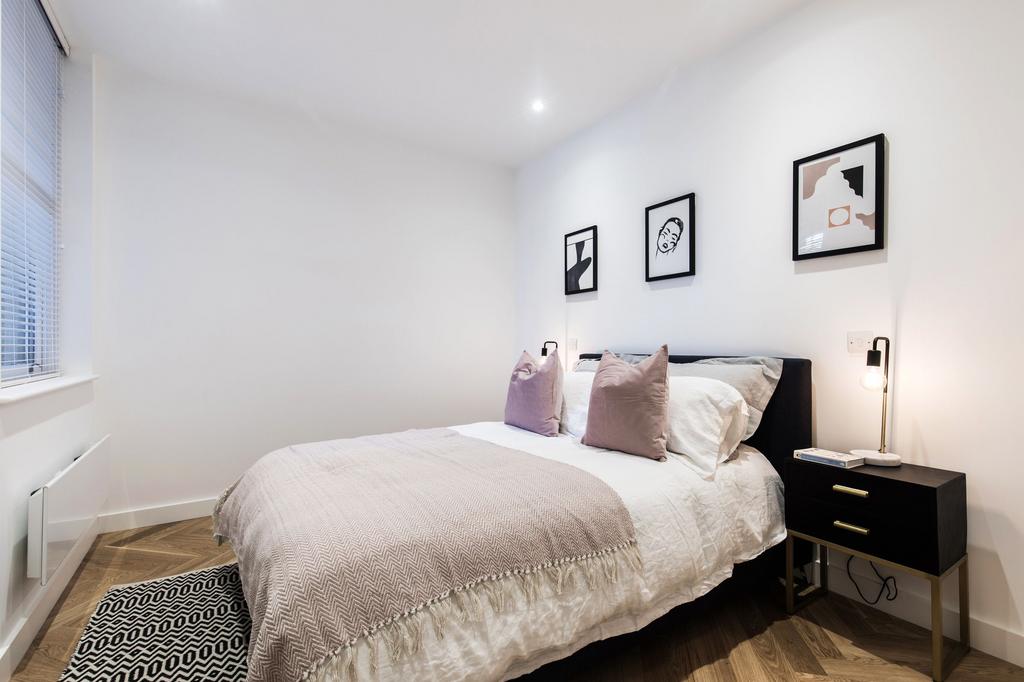 Bedroom (example)