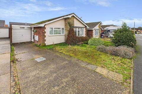 2 bedroom detached bungalow for sale, 27 Banovallum Gardens, Horncastle