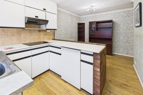 2 bedroom detached bungalow for sale, 27 Banovallum Gardens, Horncastle
