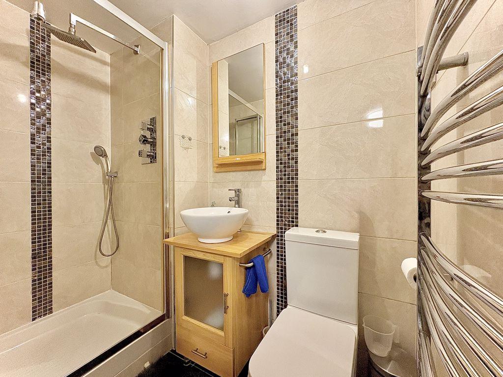Ensuite shower room