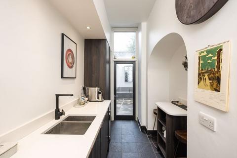 undefined, Royal York Crescent, Clifton, BS8