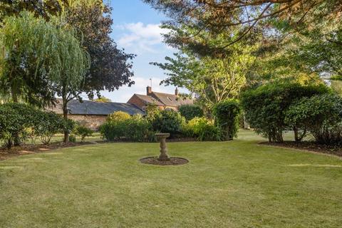 4 bedroom farm house for sale, 4 bed Farmhouse, Aynho Road, Adderbury