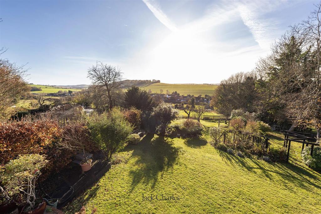 Whiteposts, Gorse Hill, DA4 0 JU 008.jpg