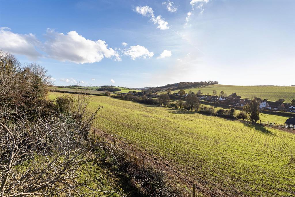 Whiteposts, Gorse Hill, DA4 0 JU 011.jpg