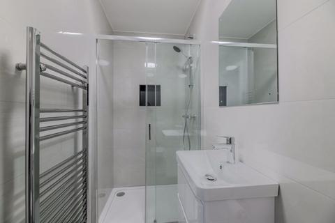 undefined, Great Cambridge Road, Waltham Cross EN8