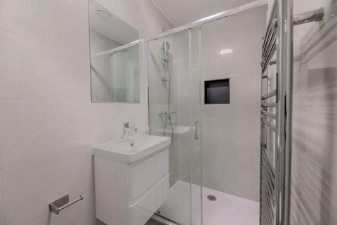 undefined, Great Cambridge Road, Waltham Cross EN8