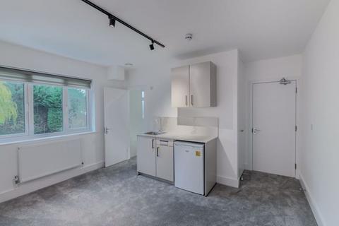 undefined, Great Cambridge Road, Waltham Cross EN8