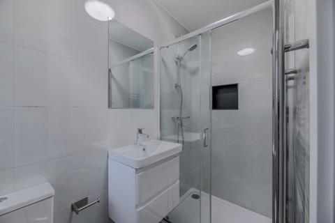 undefined, Great Cambridge Road, Waltham Cross EN8