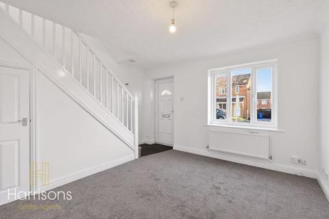 2 bedroom semi-detached house to rent, Rainbow Drive, Manchester