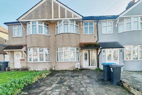 St Edmunds Road, London N9