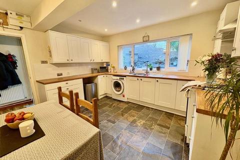 undefined, Victoria Street, Cinderford GL14