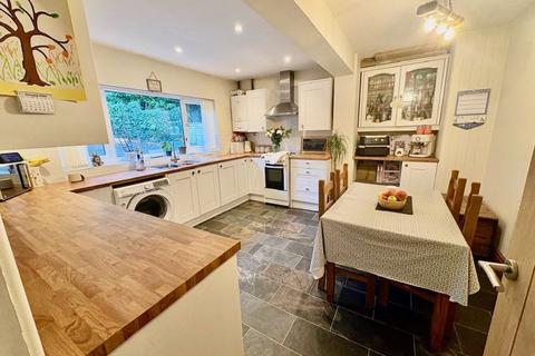 undefined, Victoria Street, Cinderford GL14