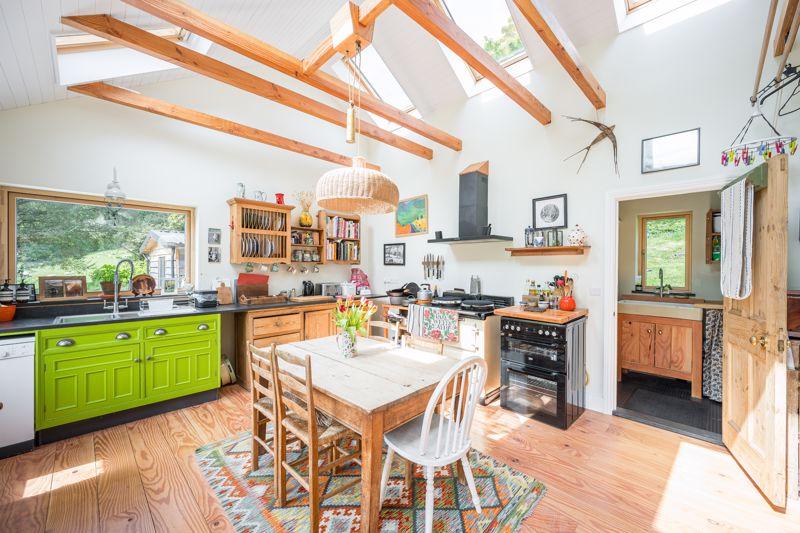 Kitchen / Breakfast