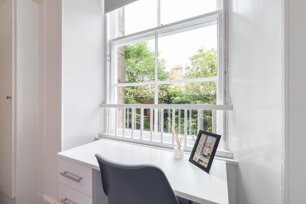 8 16129775107193.jpg