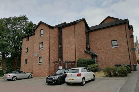 2 bedroom flat to rent, 19E Shepherds Loan, ,