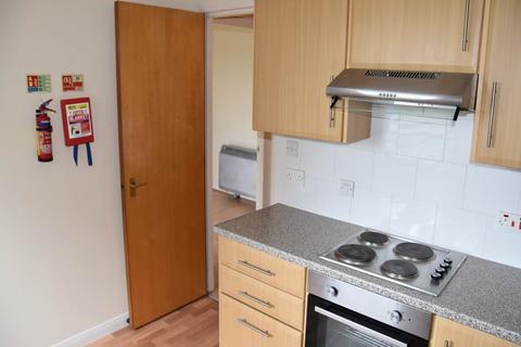 2 bedroom flat to rent, 19E Shepherds Loan, ,