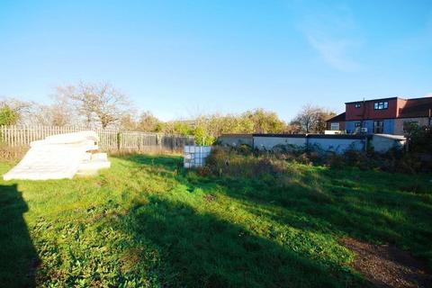 undefined, LOMOND CLOSE, WEMBLEY, HA0 4HB
