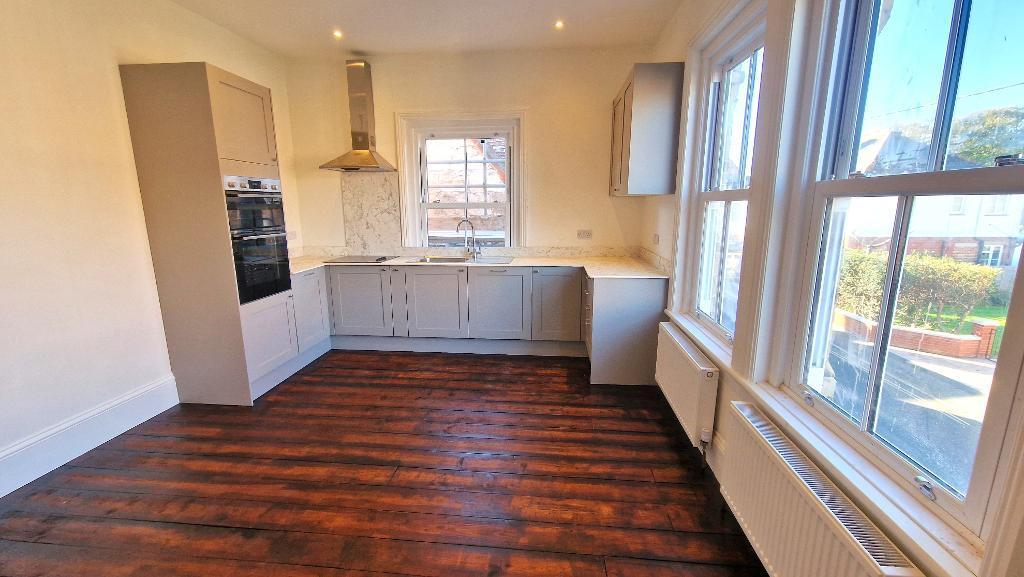 Sitting Room to Kitchen