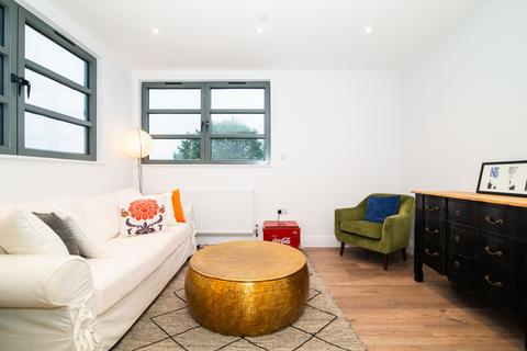 undefined, Elm Grove, London SW19
