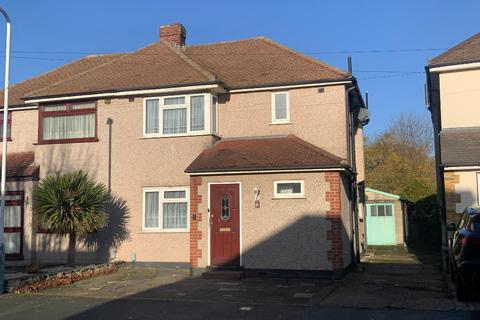 3 bedroom semi-detached house for sale, Hornchurch RM12